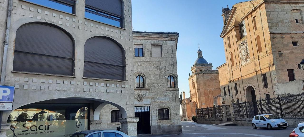 Alojamientos Centro Historico De Ciudad Rodrigo Bagian luar foto